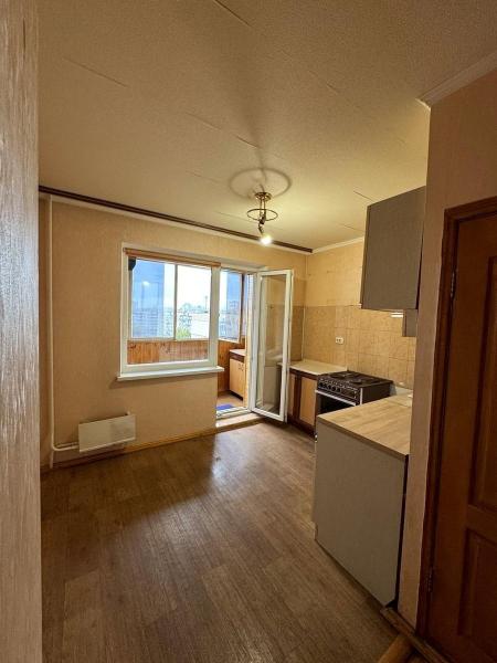 Продам 2-кімнатну квартиру