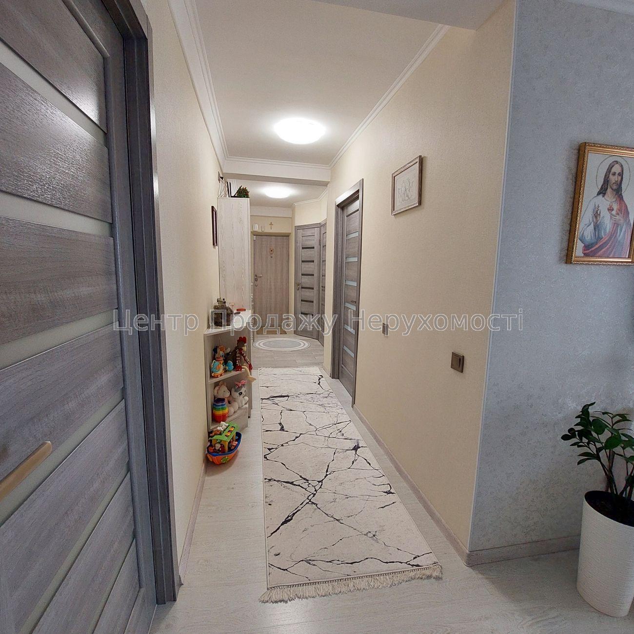 Фото 3к квартира поруч з метро Житомирська. 5 хв школа, парк Совки -10