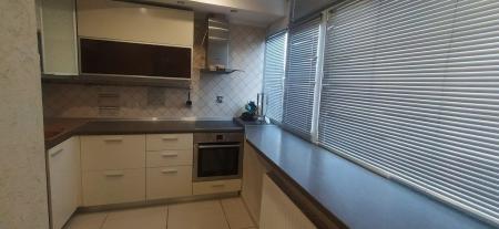 Продам 3-кімнатну квартиру