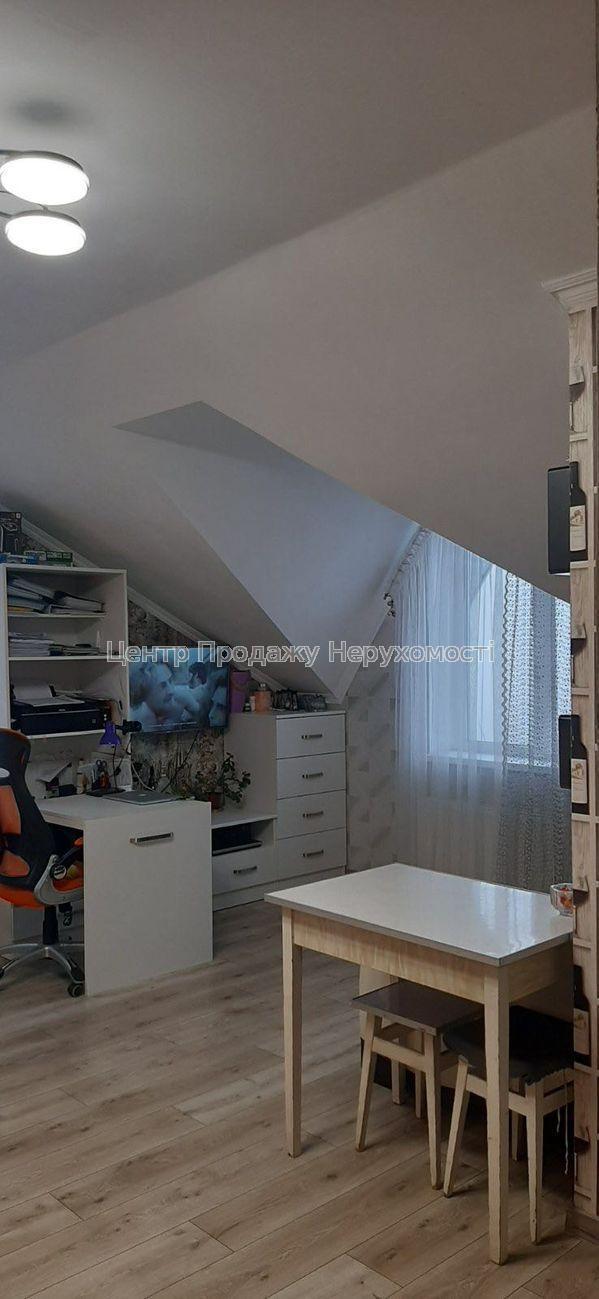 Фото Продам  квартиру студію18