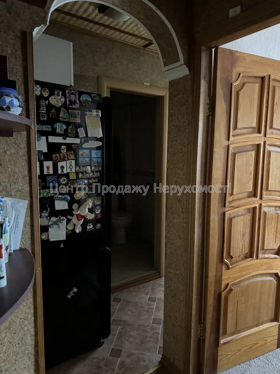Фото R8 Продам 2к.квартиру в районі ст.метро Левада8
