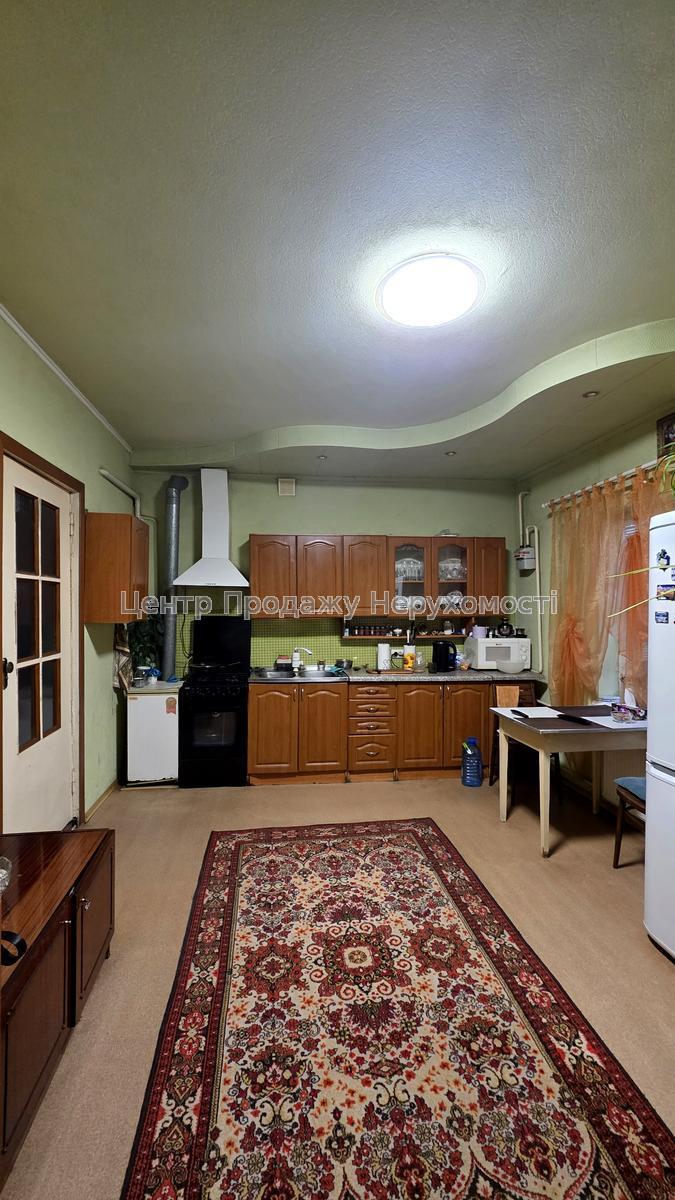 Фото Будинок з ремонтом - біля метро K817