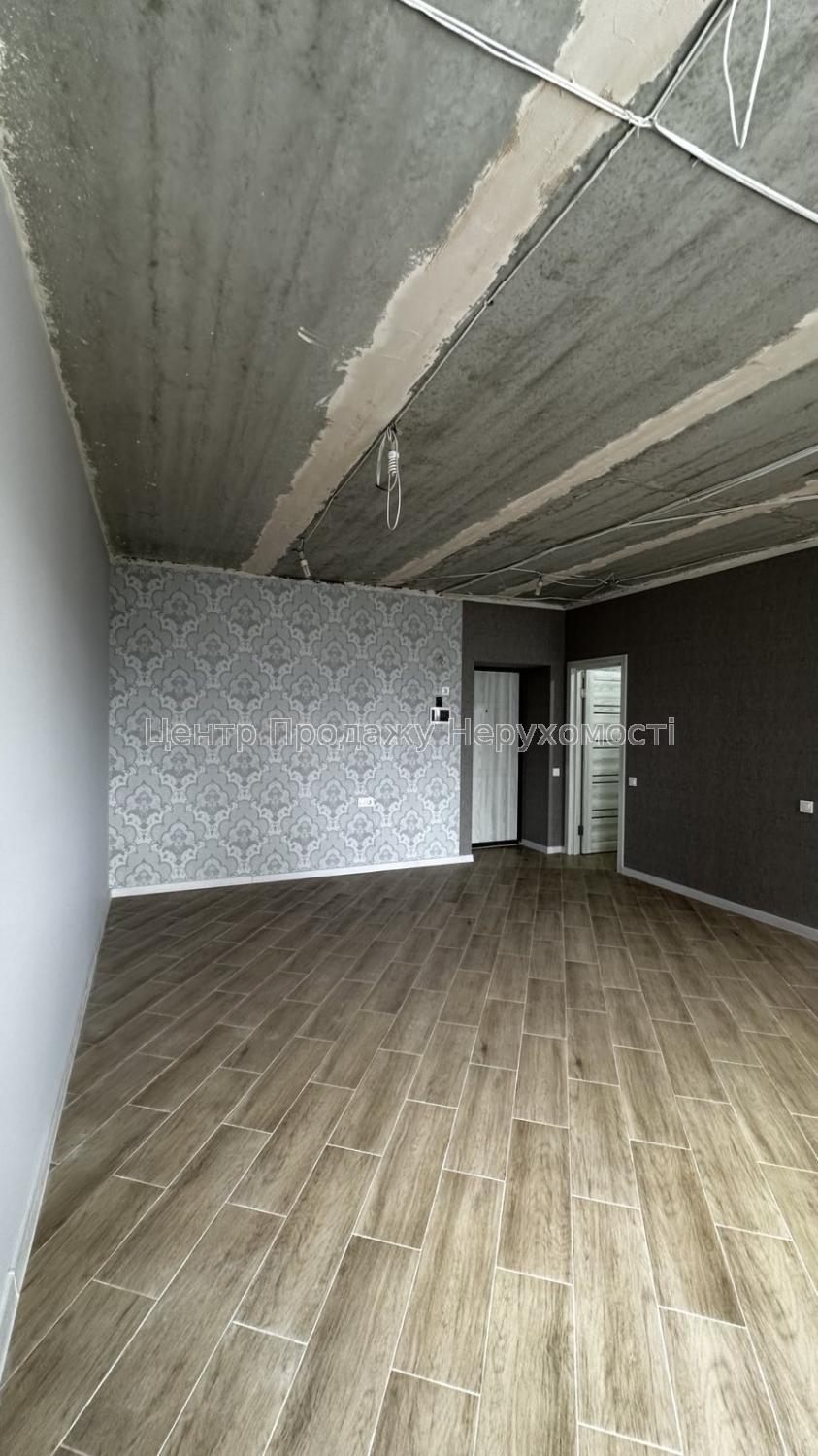 Фото Продаж 1-к квартири-судії. ЖК 