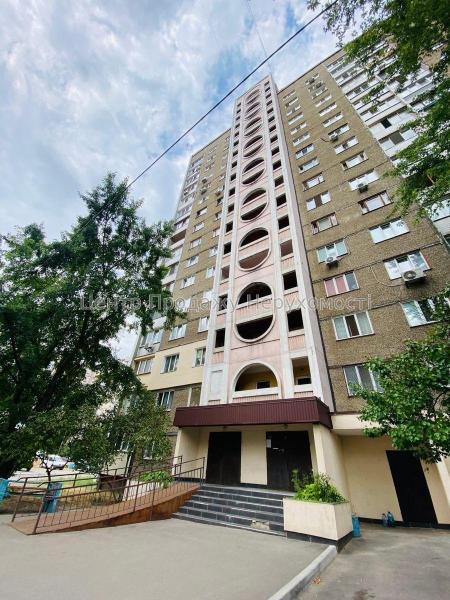 Продам 2-кімнатну квартиру