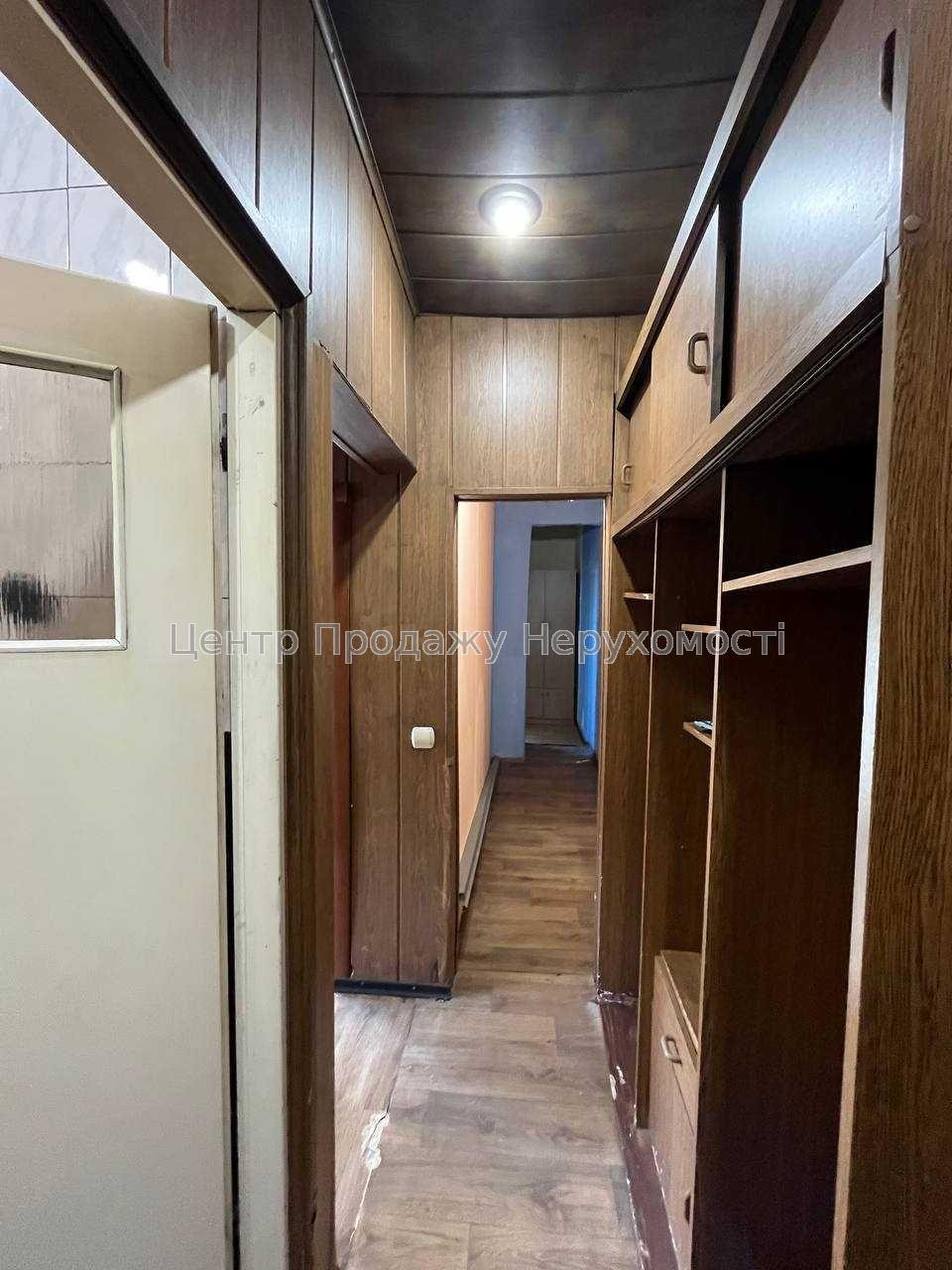 Фото Продаж 2к квартири у Києві ІВ3