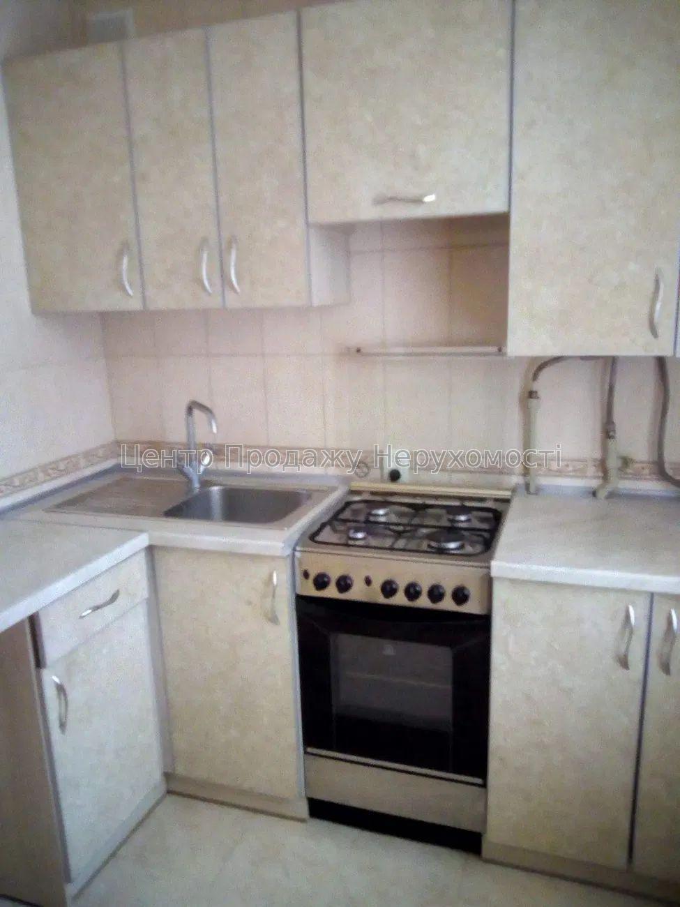 Фото Продається 2 кімнатна квартира в Харкові. Кулиничі1