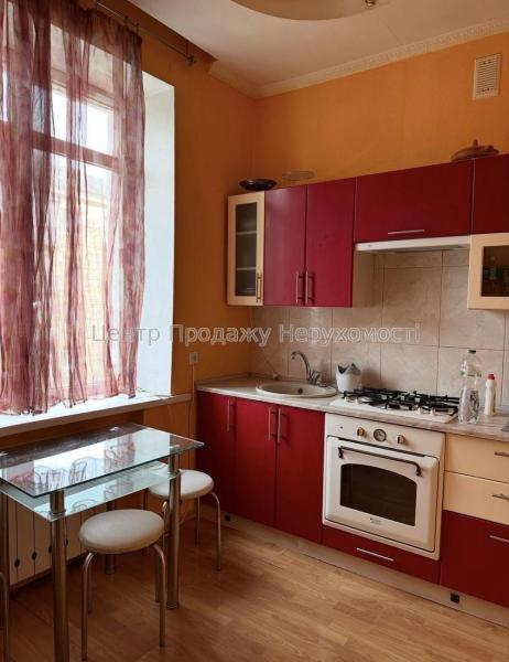 Продам 2-кімнатну квартиру