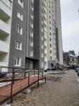 Продам 2-кімнатну квартиру в новобудові, 78 м², без внутрішніх робіт