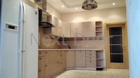 Продам 3-кімнатну квартиру