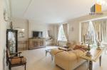 Продам 2-поверховий будинок, 708.60 м², авторський дизайн