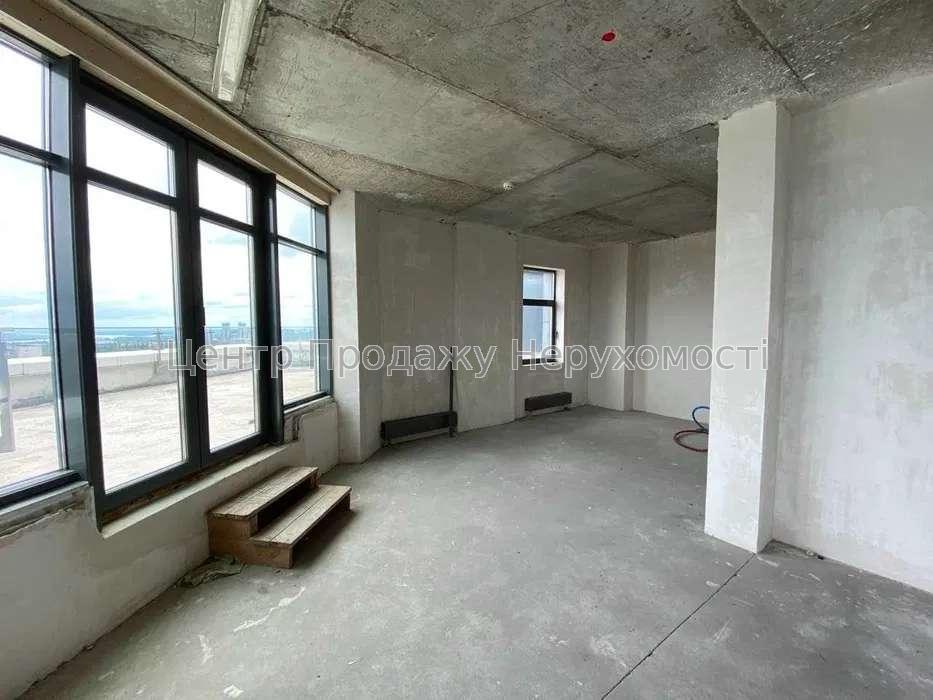 Фото Пропонуємо дворівневу видову квартиру, з двома терасами, 322м2, ЖК 