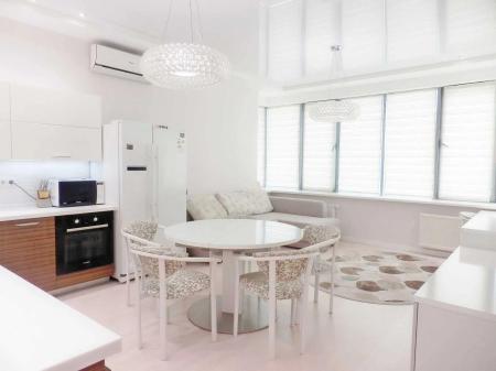Продам 2-комнатную квартиру, ЖК RiverStone
