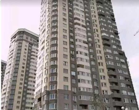 Продам 1-кімнатну квартиру в новобудові