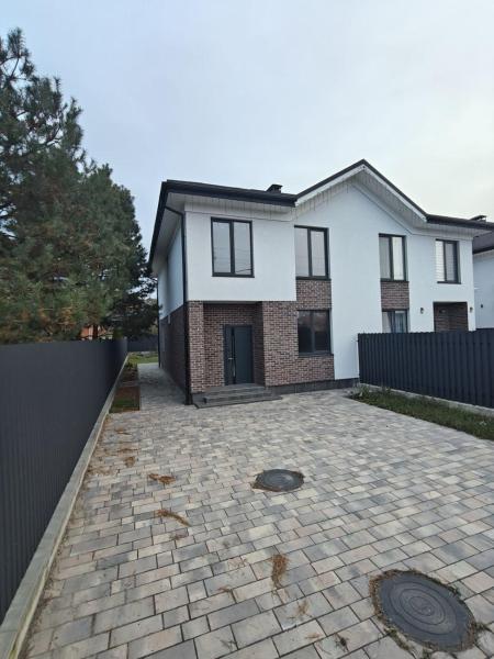 Продам 2-этажный дом