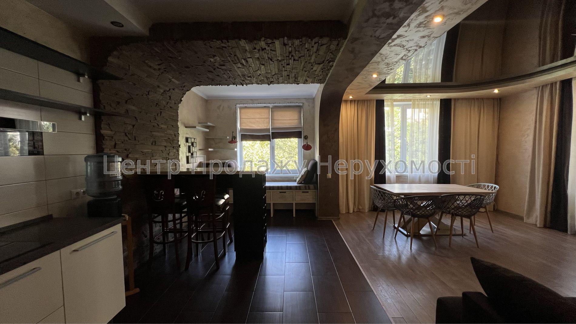 Фото Продаж 3-кімнатної квартири в Києві7