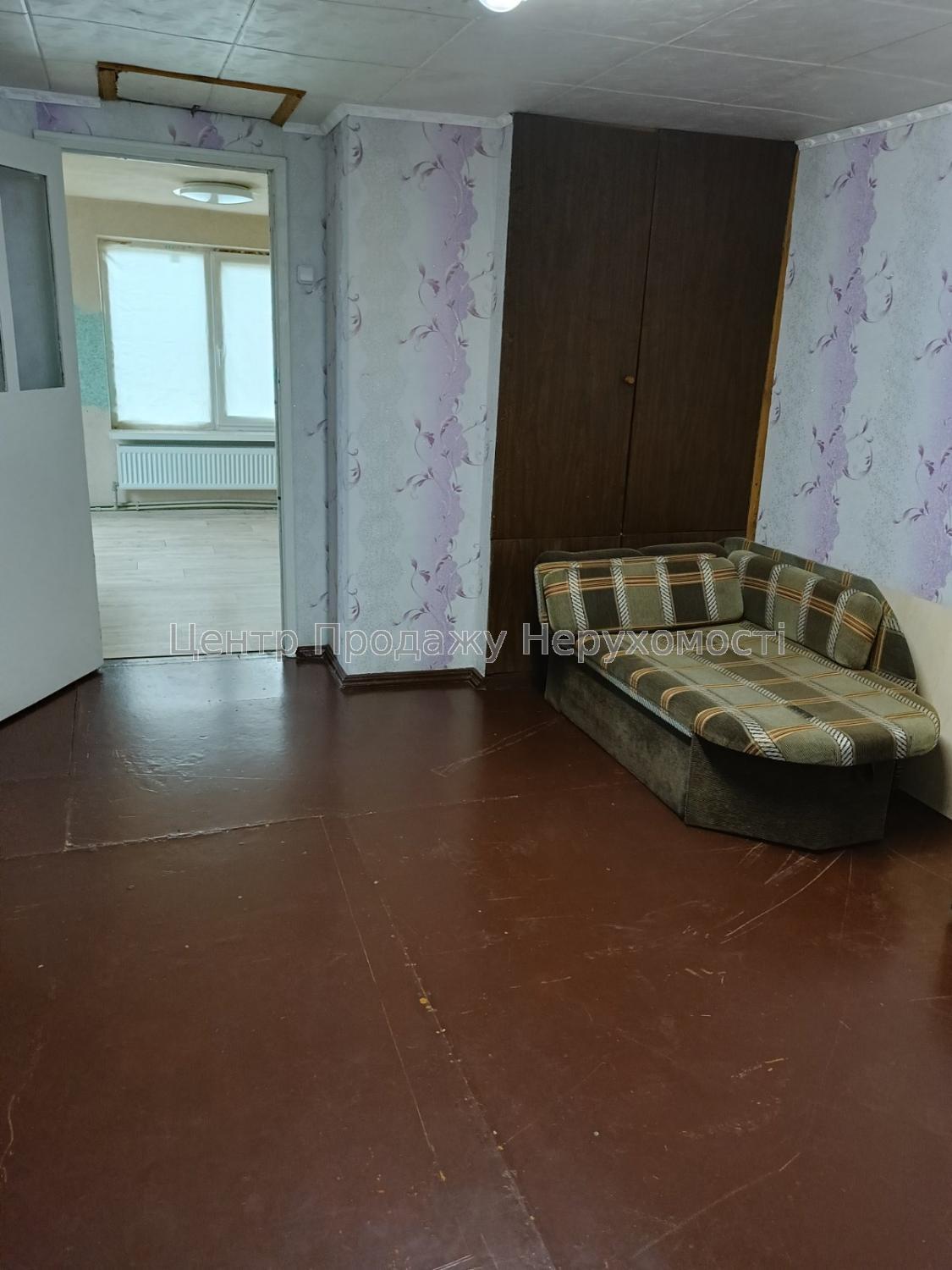 Фото Будинок для великої родини на мальвоничій околиці Харкова К820