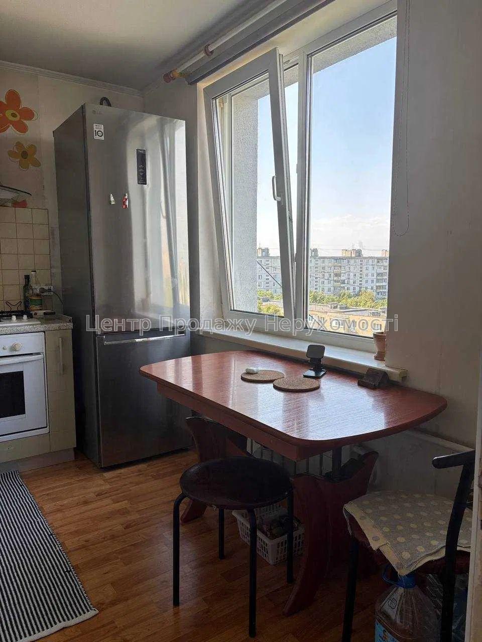 Фото Продаж 3-кімнатної квартири, Харків. Салтівка12