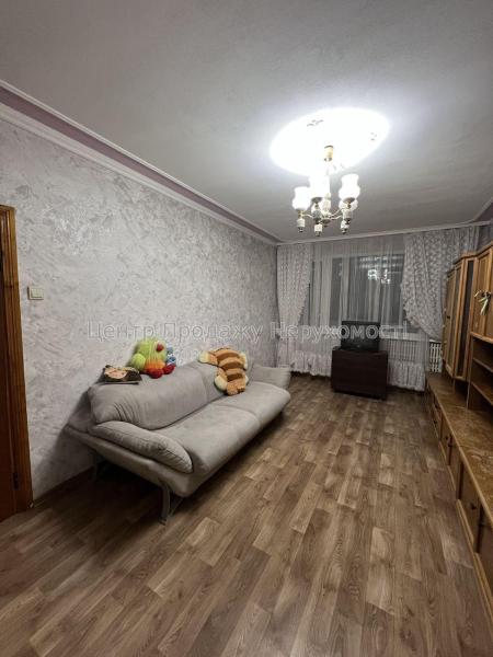 Продам 3-кімнатну квартиру