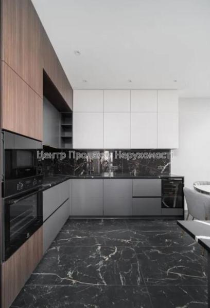 Продам 3-кімнатну квартиру в новобудові, ЖК&nbsp;«Кристал»