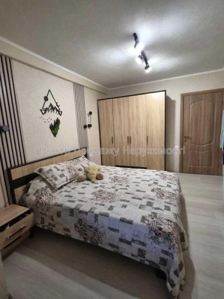 Продам 3-кімнатну квартиру