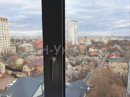 Продам 3-кімнатну квартиру