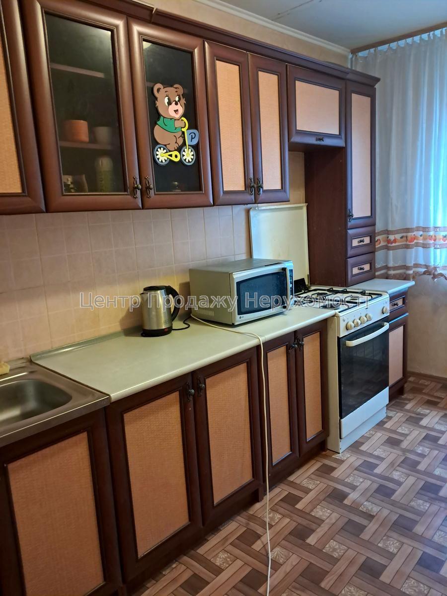 Фото Продам 1-кімнатну на Троєщині1