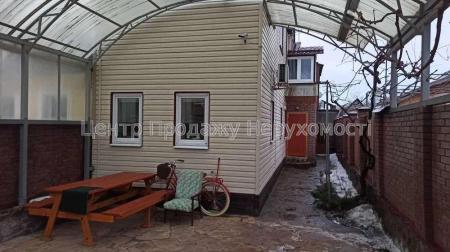 Продам 2-поверховий будинок