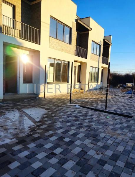 Продам 2-поверховий таунхаус