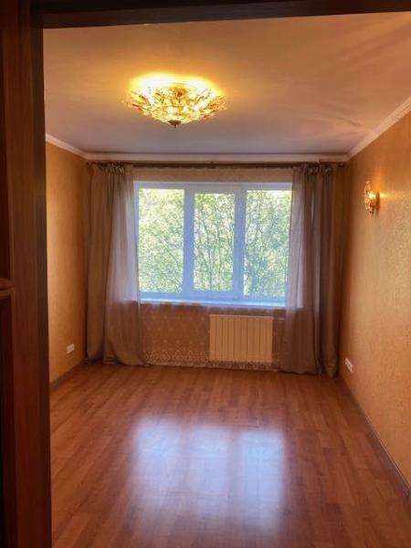 Продам 3-комнатную квартиру