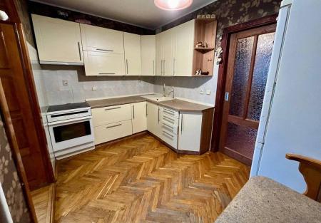 Продам 3-кімнатну квартиру