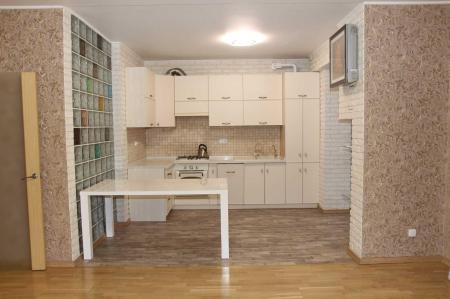 Продам 3-комнатную квартиру, ЖК Счастливый