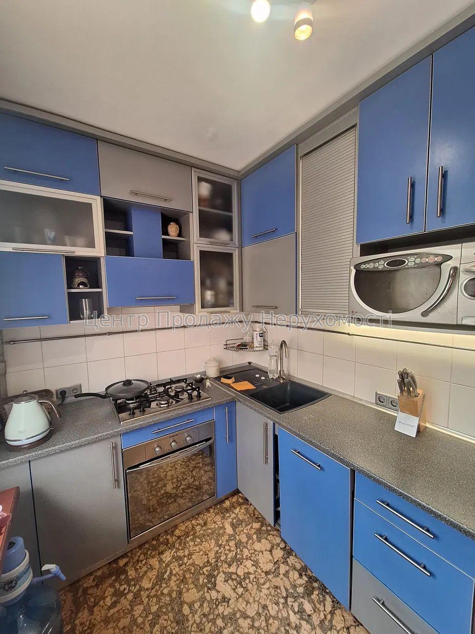 Фото Продаж 3-кімнатної квартири, Харків. Салтівка2