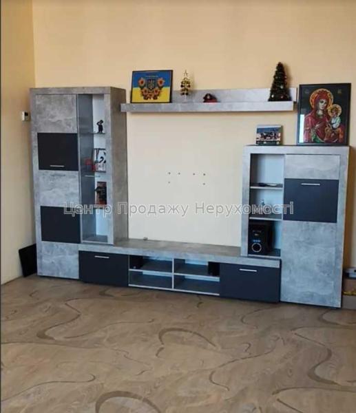 Продам 3-кімнатну квартиру, ЖК&nbsp;вул.&nbsp;Дмитрівська,&nbsp;19