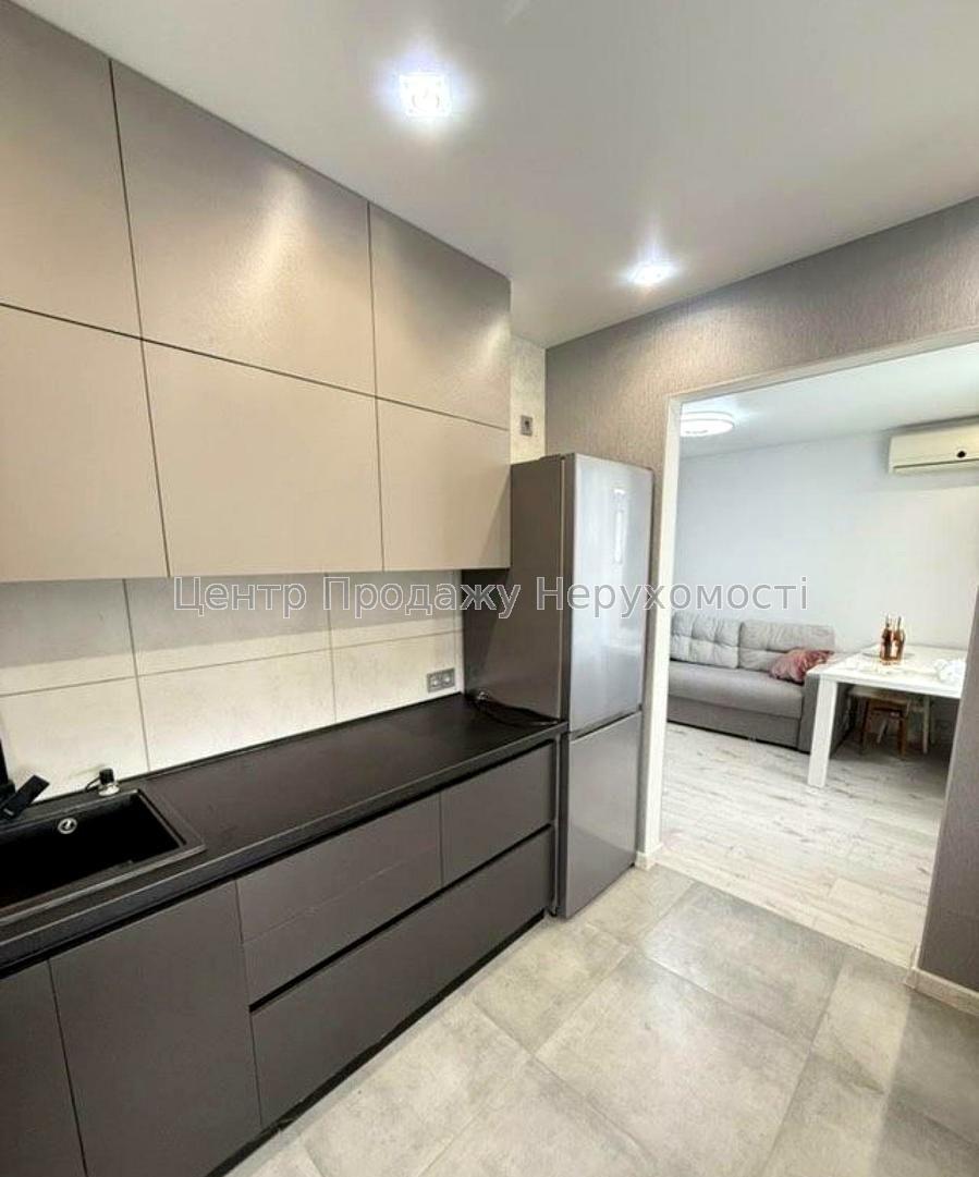 Фото Продаж 3 кімн. квартири у Харкові. Салтівка3