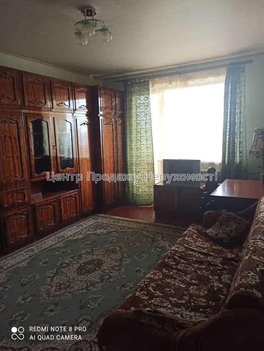 Фото Продається затишна 2-кімнатна квартира у доброму житловому стані.5