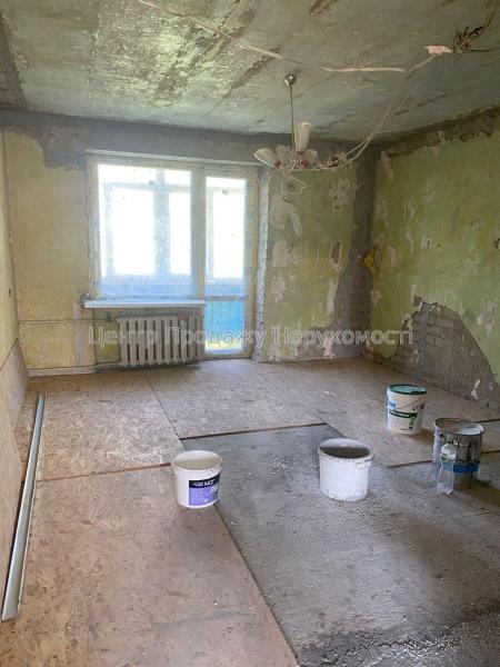 Продам 3-кімнатну квартиру