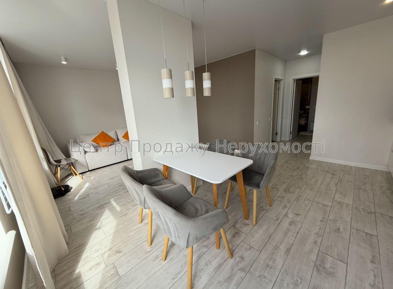 Фото Продаж квартири4