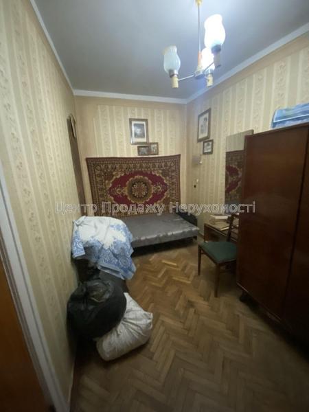 Продам 3-кімнатну квартиру
