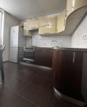 Продам 2-кімнатну квартиру, 48.80 м², євроремонт