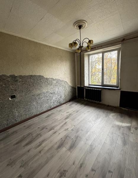 Продам 2-кімнатну квартиру