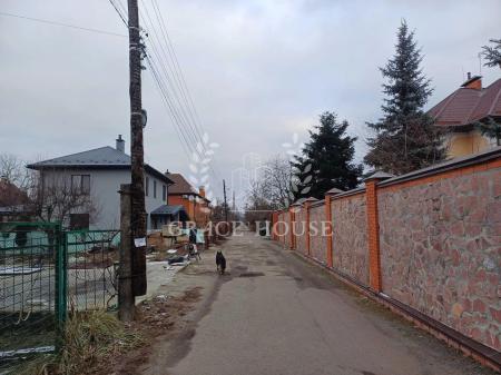 Продам ділянку під забудову приватного будинку