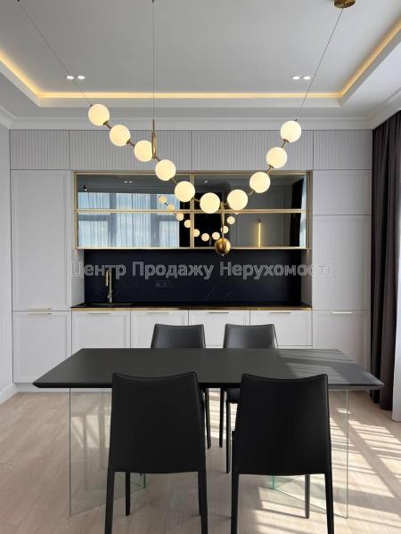 Продам 2-кімнатну квартиру в новобудові, ЖК&nbsp;«Кристал»