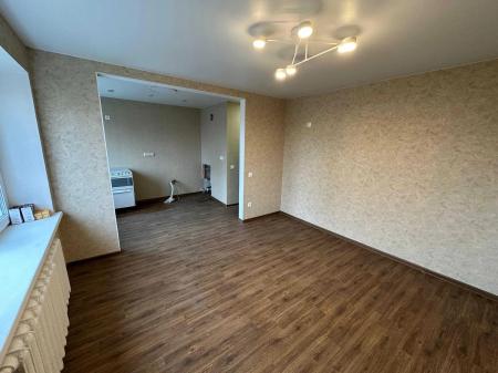 Продам 2-кімнатну квартиру