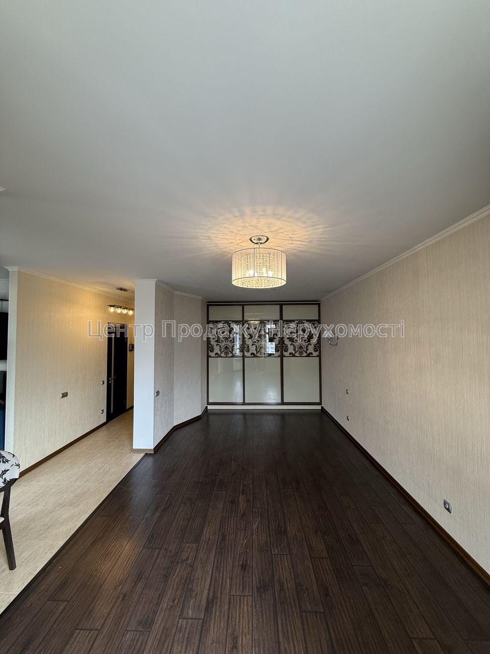 Фото Продаж квартири1