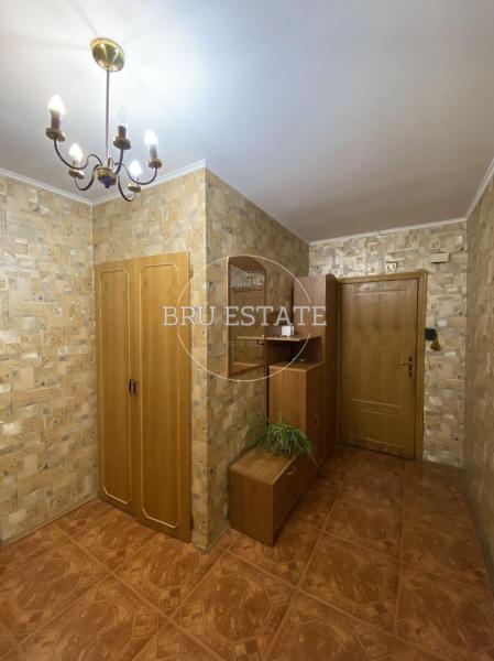 Продам 3-кімнатну квартиру