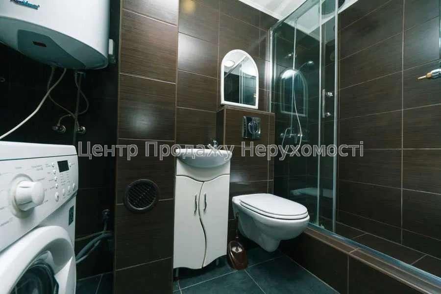 Фото 1 к, Киев, Оболонь, ул. Иорданская 8.5