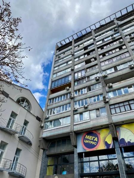 Продам 3-кімнатну квартиру
