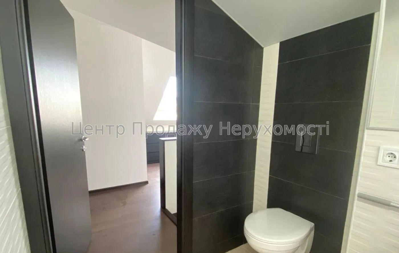 Фото Продаж 2-к. квартири, Харків. ЖК 