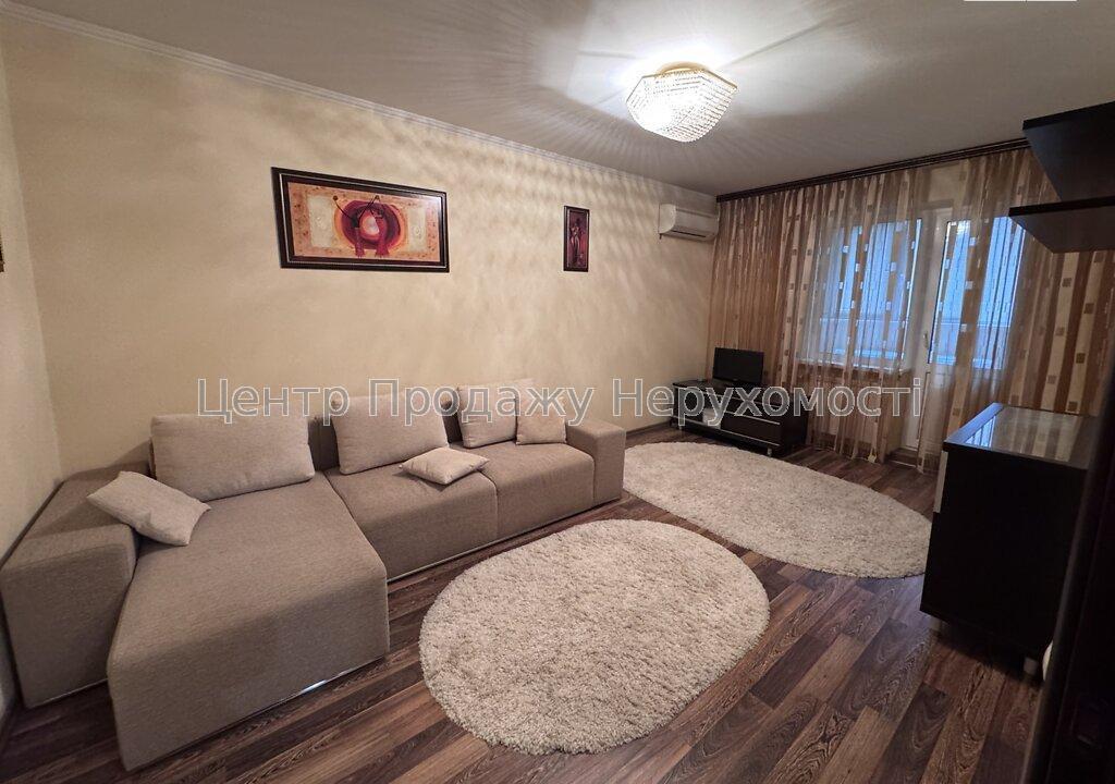 Фото Продаж 1-кімнатної квартири у Києві1