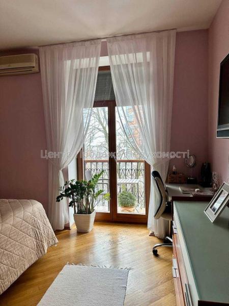 Продам 3-комнатную квартиру